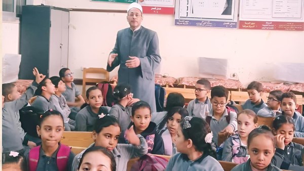 جانب من الندوة جانب من الندوة