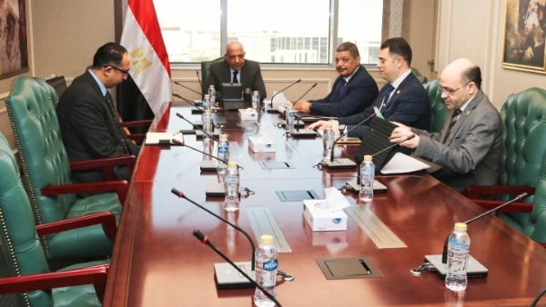 اجتماع وزير الكهرباء برؤساء الهيئات 