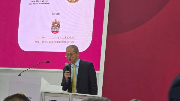 رئيس  الشركة القابضة لكهرباء مصر