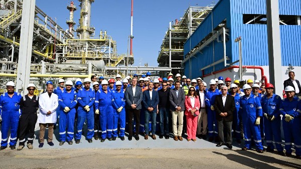 افتتاح رئيس الوزراء  لمشروع استرجاع الغازات بشركة "النصر للبترول افتتاح رئيس الوزراء  لمشروع استرجاع الغازات بشركة "النصر للبترول