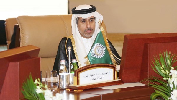الداخلية العرب: حجم التحديات المرتبطة بإنتشار المخدرات يفرض علينا حتمية تضافر الجهود