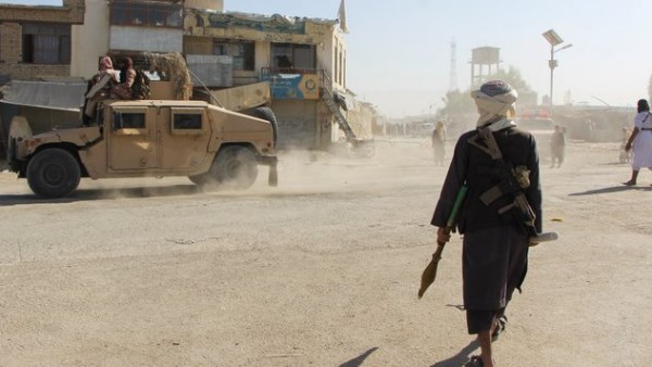 جانب من إشتباكات أفغانستان وباكستان 