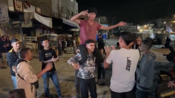أفراح في غزة بعد إعلان اتفاق المرحلة الأولى