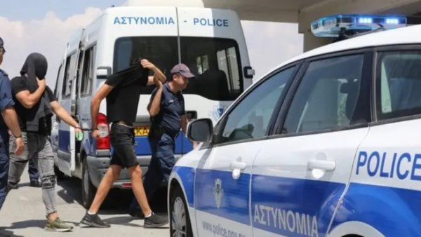 اعتقال مسؤول إسرائيلي في أمريكا بتهمة ترتيب لقاء جنسي مع فتاة قاصر