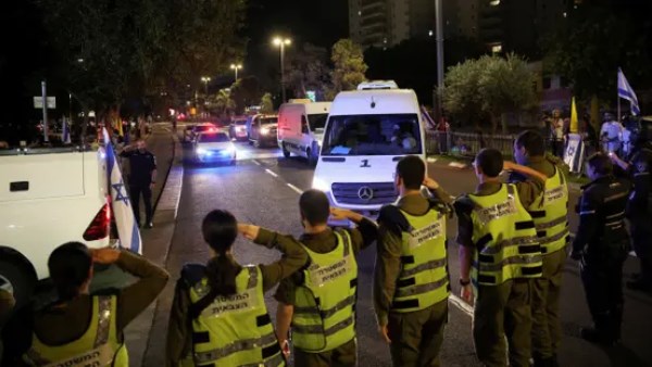 الجيش الإسرائيلي يعلن تحديد هوية جثة رهينة إضافية في صفقة الأسرى
