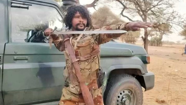 عيسى ابولولو سفاح الفاشر عيسى ابولولو سفاح الفاشر