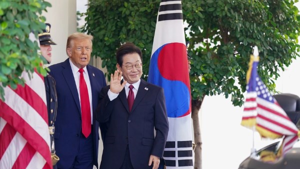 ترامب ونظيره الكوري الجنوبي 