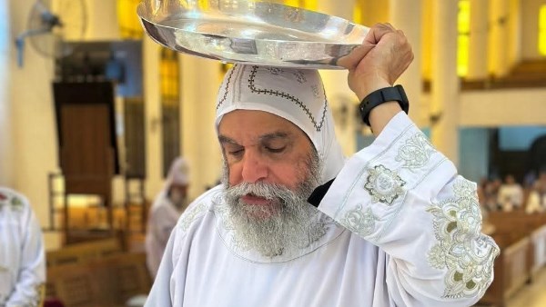 الأنبا بيشوي أسقف أسوان وتوابعها