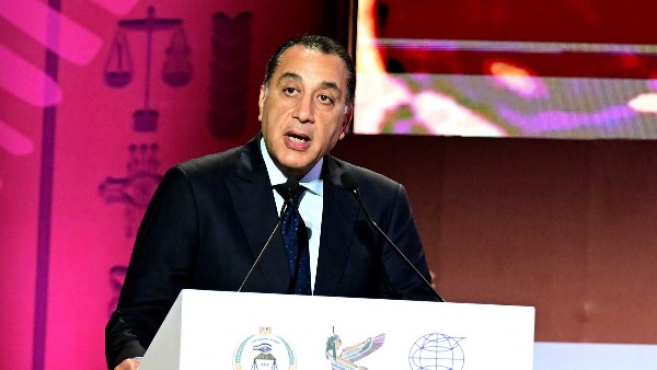 رئيس الوزراء يفتتح المؤتمر الدولي بشرم الشيخ 