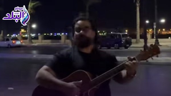 انقلاب سيارة علي رؤوف صاحب أغنية أنا بشحت بالجيتار.. صور انقلاب سيارة علي رؤوف صاحب أغنية أنا بشحت بالجيتار.. صور