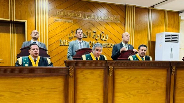 إحالة الأب المتهم بمواقعة ابنته في المنوفية للمفتي إحالة الأب المتهم بمواقعة ابنته في المنوفية للمفتي