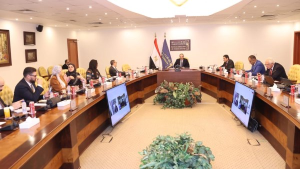 وزير الاتصالات