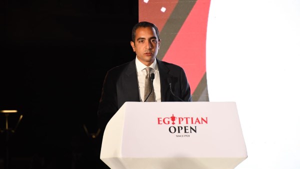 عمر هشام طلعت مصطفى 