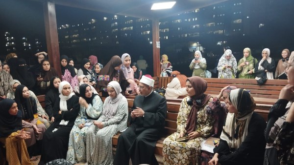 زيارة مفاجئة لرئيس جامعة الأزهر للمدينة الجامعية للطالبات  زيارة مفاجئة لرئيس جامعة الأزهر للمدينة الجامعية للطالبات