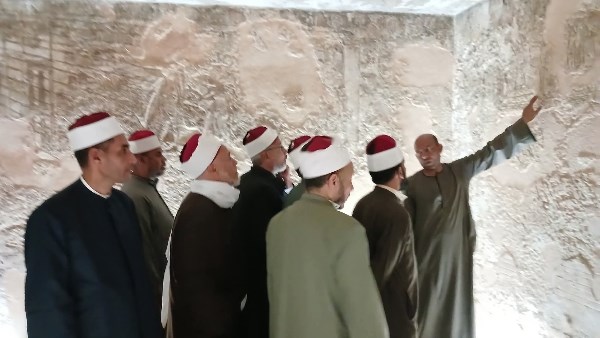 ضمن مبادرة صحح مفاهيمك..أوقاف المنيا تنظّم زيارة ميدانية للمناطق الأثرية بتل العمارنة ضمن مبادرة صحح مفاهيمك..أوقاف المنيا تنظّم زيارة ميدانية للمناطق الأثرية بتل العمارنة