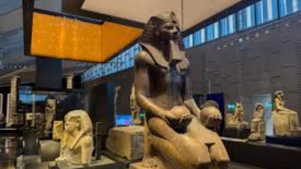 المتحف المصري الكبير