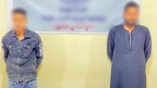 نصبوا على عملاء البنوك.. القبض على شخصين بالمنيا