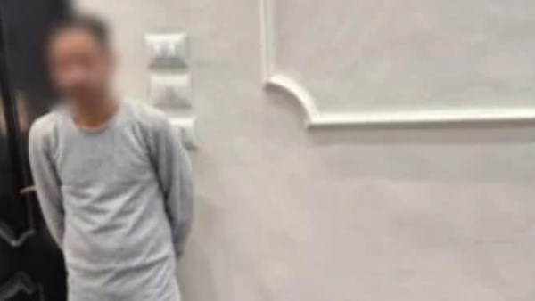 ضبط شخص يبيع أجهزة ريسيفر لفك شفرات القنوات المشفرة