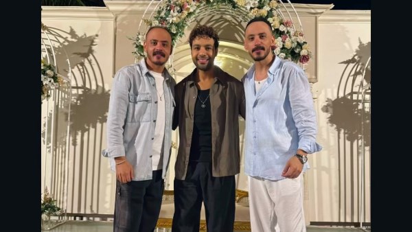 احمد جمال و اصدقائه 