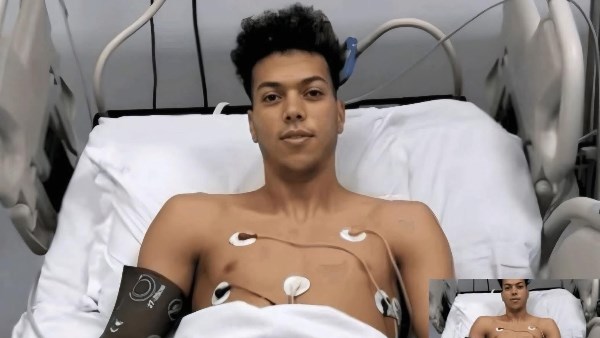 حالته صعبة ولازم يتحجز.. إعلامي يطلب الدعاء لـ إمام عاشور
