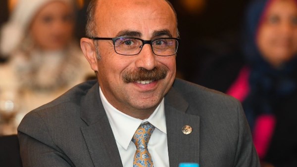 محافظ الغربية 