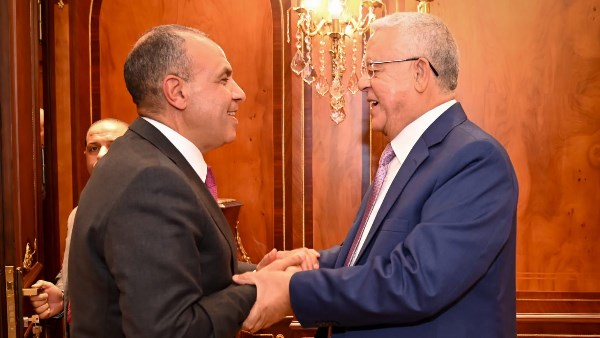 وزير الخارجية و رئيس مجلس النواب وزير الخارجية و رئيس مجلس النواب