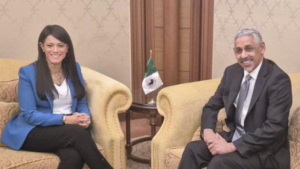 خلال اللقاء