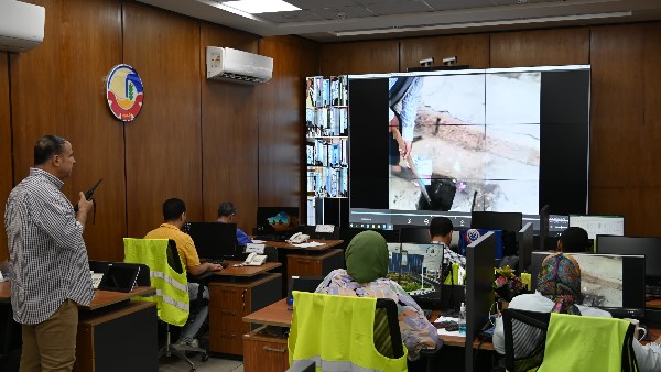 محافظ البحيرة تتابع ارتفاع مناسيب المياه بأراضي طرح النهر