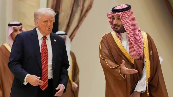 ولي العهد السعودي برفقة ترامب