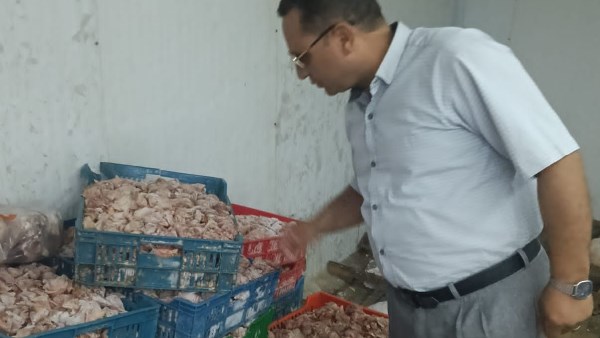 بيطري الشرقية وأسوان: ضبط 15 طن بط ودواجن و293 كجم لحوم فاسدة بالمحافظتين