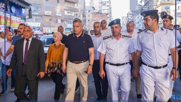 محافظ الاسكندرية يشدد على تكثيف الحملات الرقابية على الأسواق والمحلات والمخابز