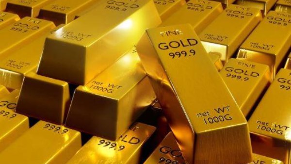 صعود تاريخي لأسعار الذهب عالميا والأوقية تتخطى 4,000 دولار
