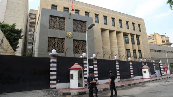 السفارة البريطانية: نتوجه بخالص الشكر والتقدير إلى الرئيس السيسي لاستضافة قمة شرم الشيخ "المهمة"