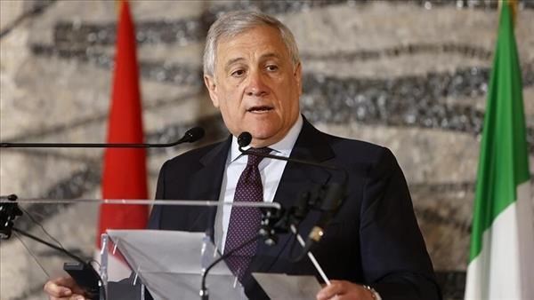 برونو آرتشي، الدبلوماسي في وزارة الخارجية وسفير إيطاليا لدى منظمة الأغذية والزراعة (الفاو)