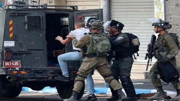 استشهاد فلسطيني واعتقال 9 آخرين جراء الاعتداءات الإسرائيلية بالقدس والخليل