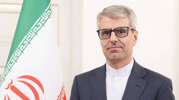 الخارجية الإيرانية تدعو دول الترويكا الأوروبية لإظهار "إرادة حقيقية" في مفاوضات الملف النووي