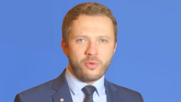وزير خارجية إستونيا يصل إلى كييف في زيارة رسمية وزير خارجية إستونيا يصل إلى كييف في زيارة رسمية