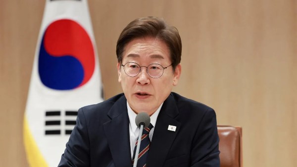 الرئيس الكوري الجنوبي لي جاي ميونج الرئيس الكوري الجنوبي لي جاي ميونج