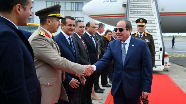 وصول الرئيس عبد الفتاح السيسي للمطار العسكري ببروكسل