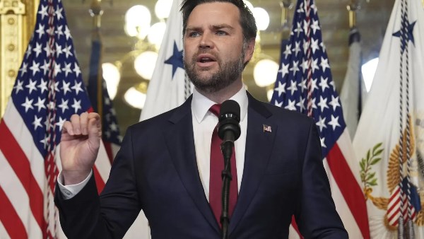 أرشيفية أرشيفية