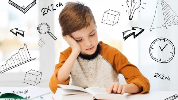6 من أفضل الطرق والمهارات العلمية لتشجيع الأطفال على المذاكرة
