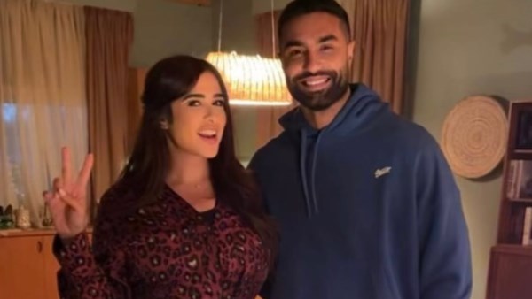 كريم فهمي وياسمين عبد العزيز 