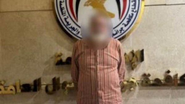 القبض على شخص نصب على راغبى السفر للعمل بالخارج بالقاهرة