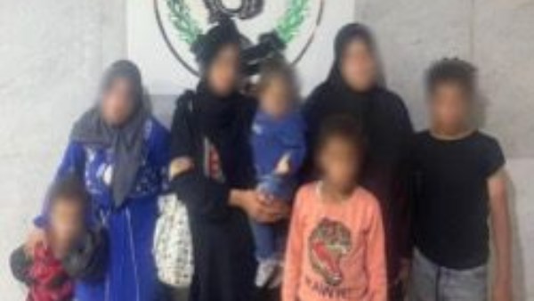 الأمن يداهم أوكار عصابات التسول بالجيزة ويضبط 10 أشخاص بصحبتهم 16 طفل الأمن يداهم أوكار عصابات التسول بالجيزة ويضبط 10 أشخاص بصحبتهم 16 طفل