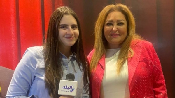 الفنانة نهال عنبر مع أوركيد سامي 