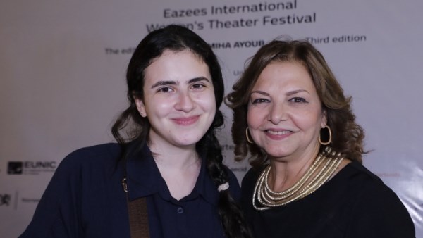الفنانة عزة لبيب مع أوركيد سامي 