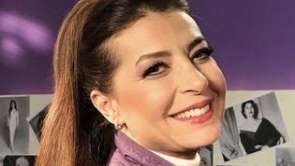 الفنانة منال سلامة 
