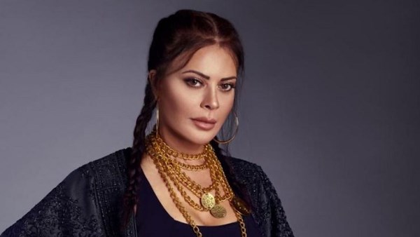 الفنانة اللبنانية كارمن لبس  الفنانة اللبنانية كارمن لبس