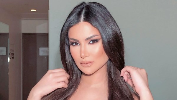 الفنانة هدي الاتربي  الفنانة هدي الاتربي