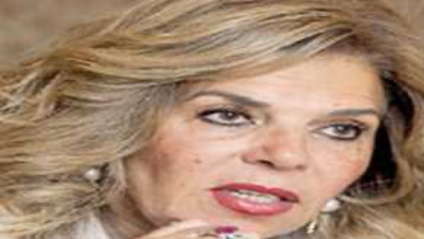 مشيرة خطاب تهنئ خالد العناني بفوزه بمنصب مدير عام اليونسكو: “اكتساح يعبر عن قوة مصر الثقافية”